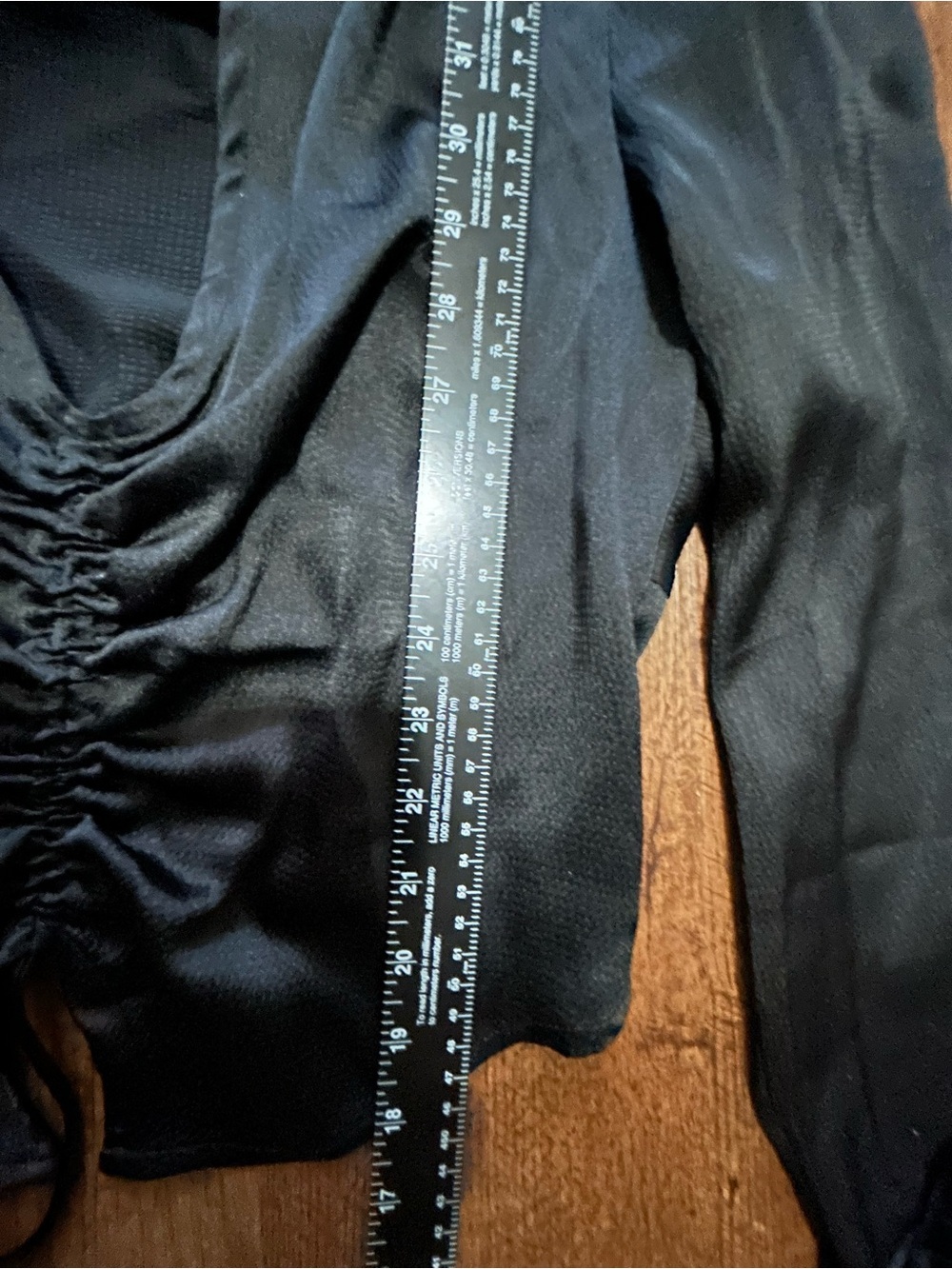 Free People Black Satin Ruched Tie Front Crop Blouse Long Sleeve S/P Y2K - Picture 5 of 8
